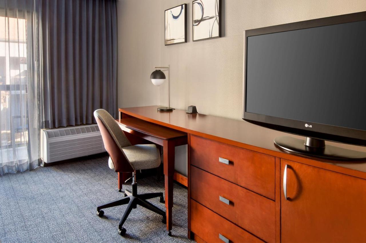 Courtyard By Marriott Tarrytown Westchester County מראה חיצוני תמונה