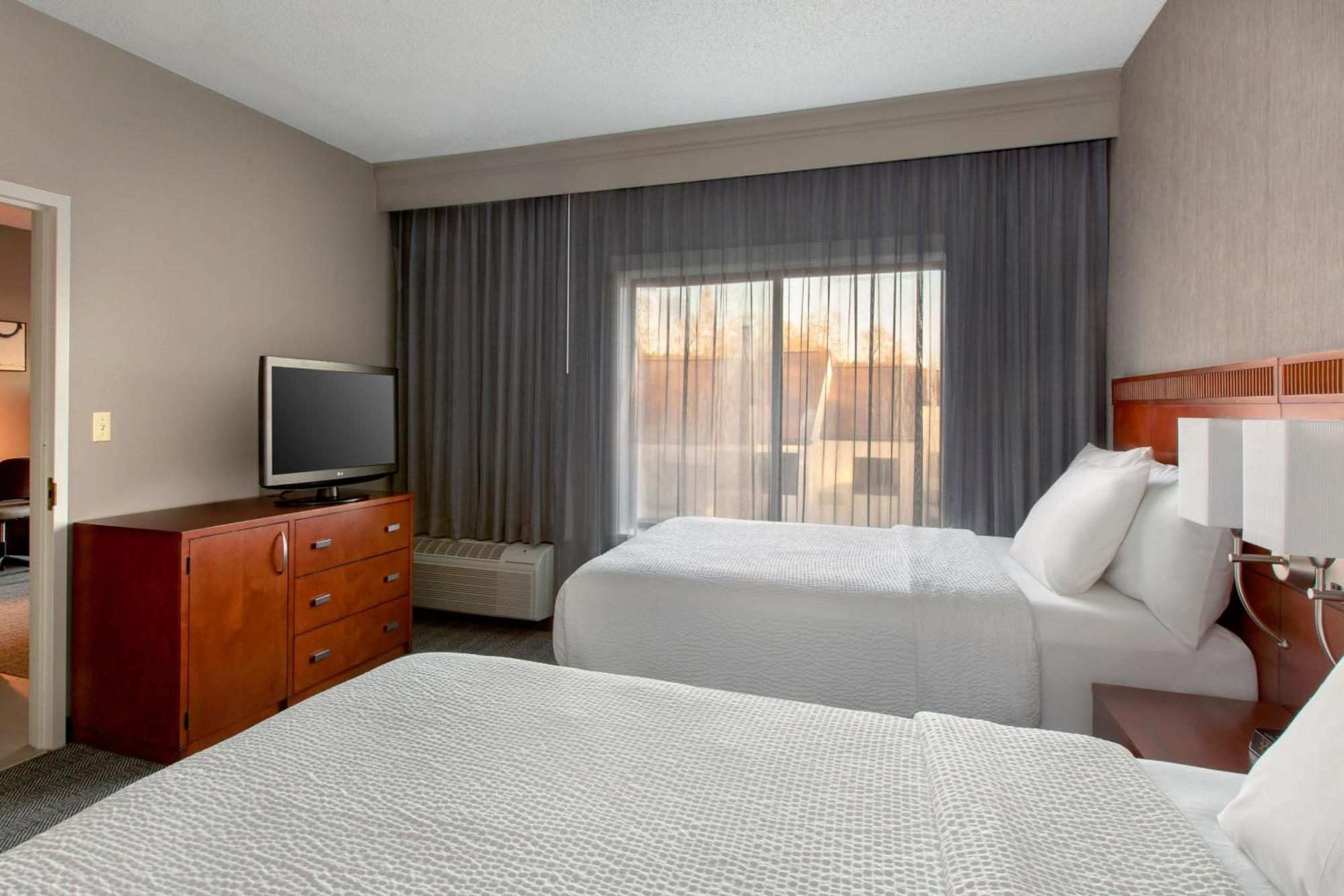Courtyard By Marriott Tarrytown Westchester County מראה חיצוני תמונה